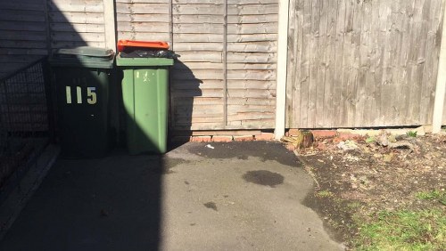 Happy clients after successful home clearance